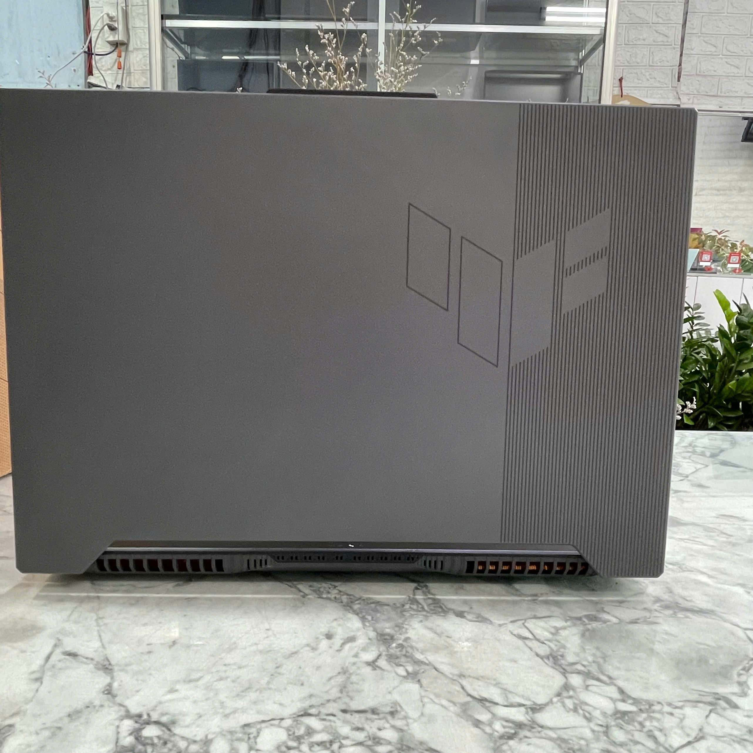   Asus TUF A15 FA507RR  Ryzen 7- 6800H  Ram 16GB Ssd 512GB  RTX 3070 8GB  Màn Hình : 15.6 Inch FHD 144Hz