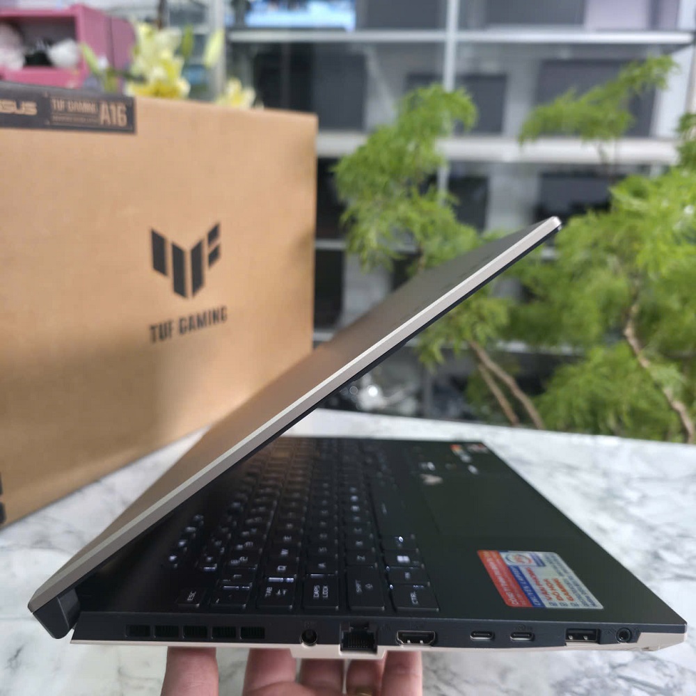 ASUS TUF A16 ADVANTAGE EDITION FA617NX (MÁY NEW OPEN BOX) RYZEN 7- 7735HS RAM 16GB SSD 1T VGA RADEON™ RX 7700S 8G MÀN HÌNH : 16 INCH FHD+ 165Hz