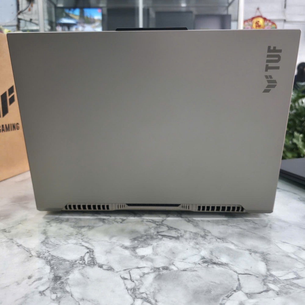 ASUS TUF A16 ADVANTAGE EDITION FA617NX (MÁY NEW OPEN BOX) RYZEN 7- 7735HS RAM 16GB SSD 1T VGA RADEON™ RX 7700S 8G MÀN HÌNH : 16 INCH FHD+ 165Hz