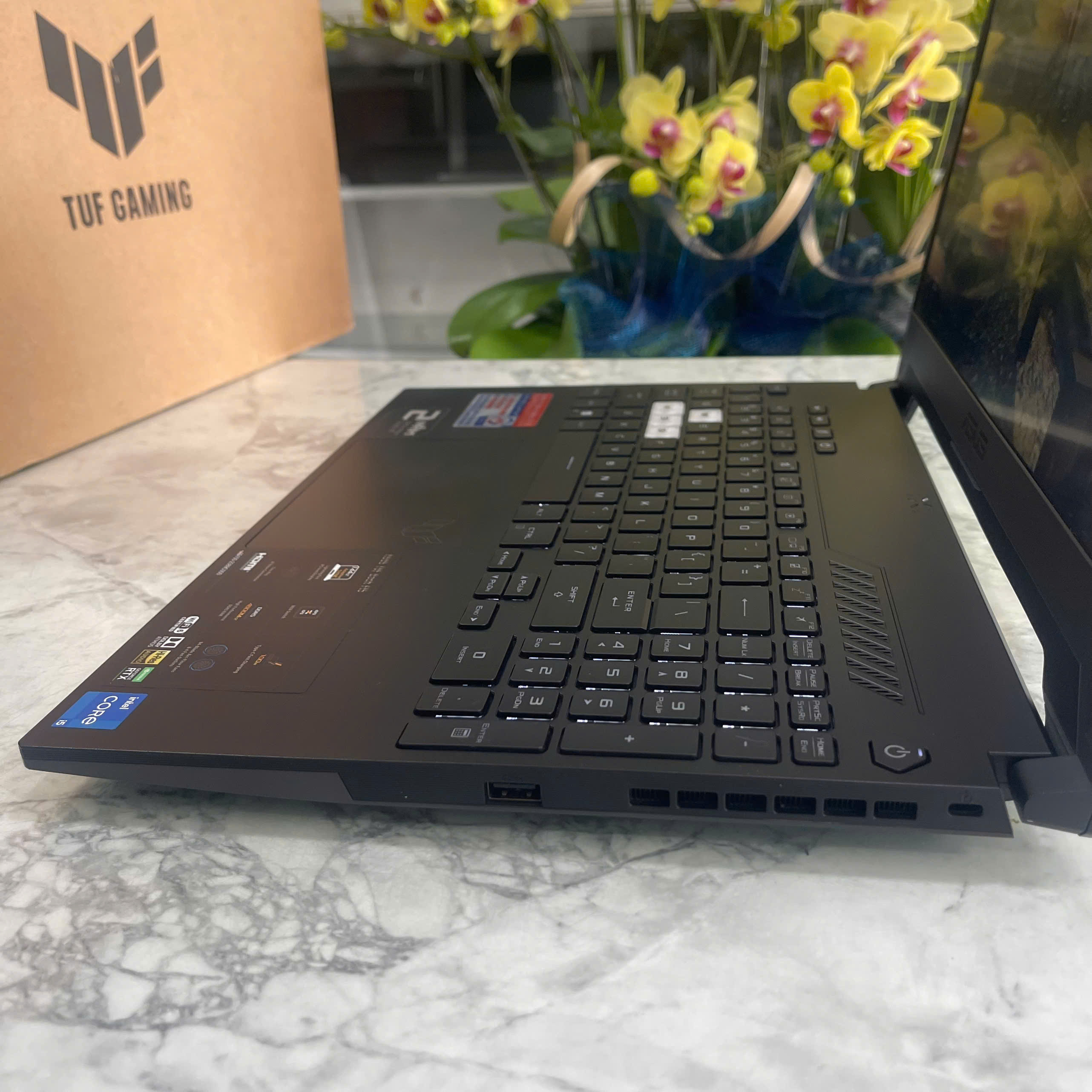 Asus TUF Dash F15 FX517ZE-HN045W Core I5-12450H RAM 8GB SSD 512GB Vga RTX 3050Ti (4GB) MÀN : 15.6 Inch IPS 144Hz