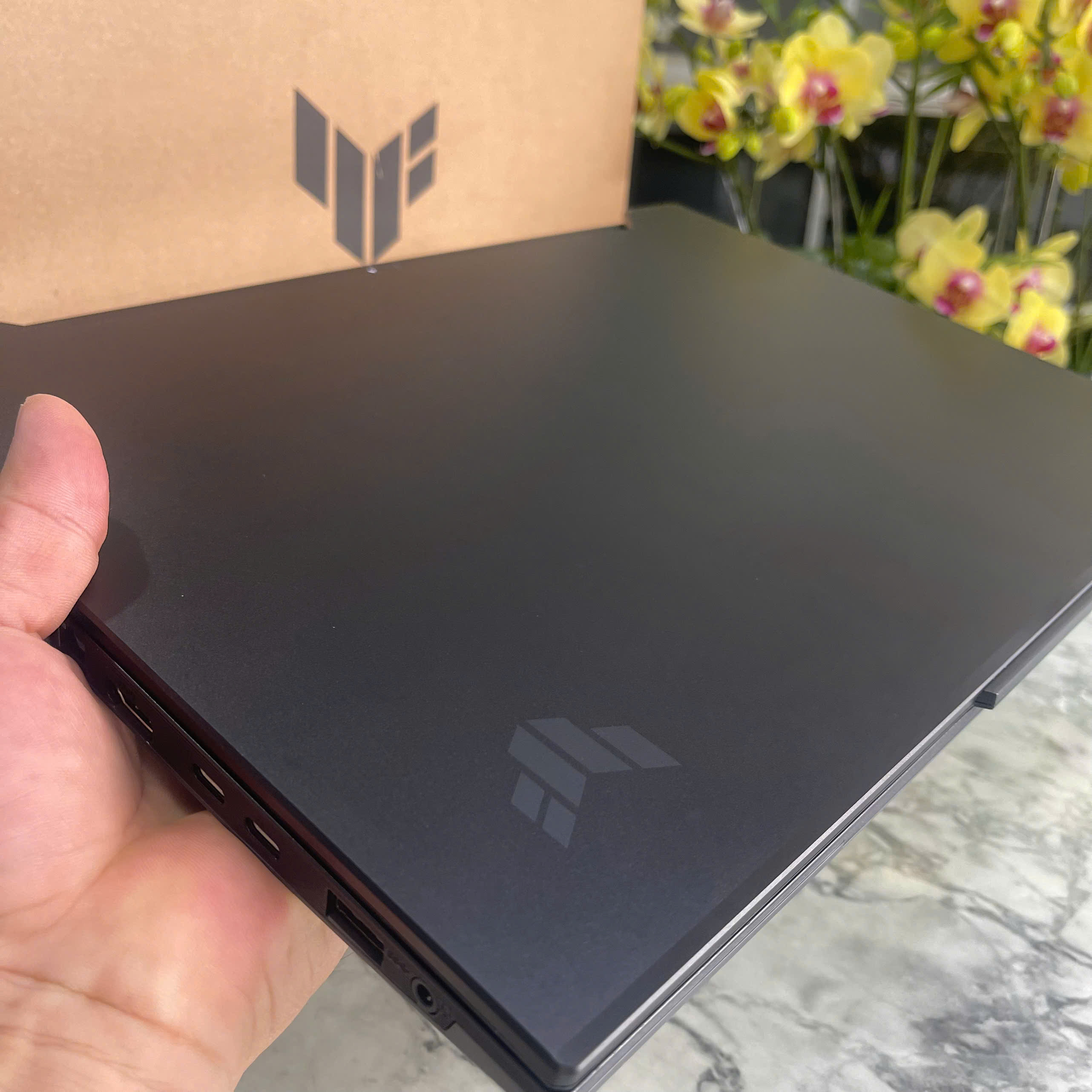 Asus TUF Dash F15 FX517ZE-HN045W Core I5-12450H RAM 8GB SSD 512GB Vga RTX 3050Ti (4GB) MÀN : 15.6 Inch IPS 144Hz