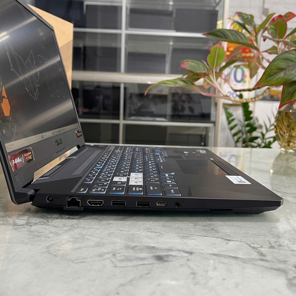 Asus TUF Gaming A15 FA506QM-HN005T RYZEN 7- 5800H RAM 16GB SSD 512GB RTX 3060 (6GB) MÀN HÌNH : 15.6 Inch IPS 144Hz