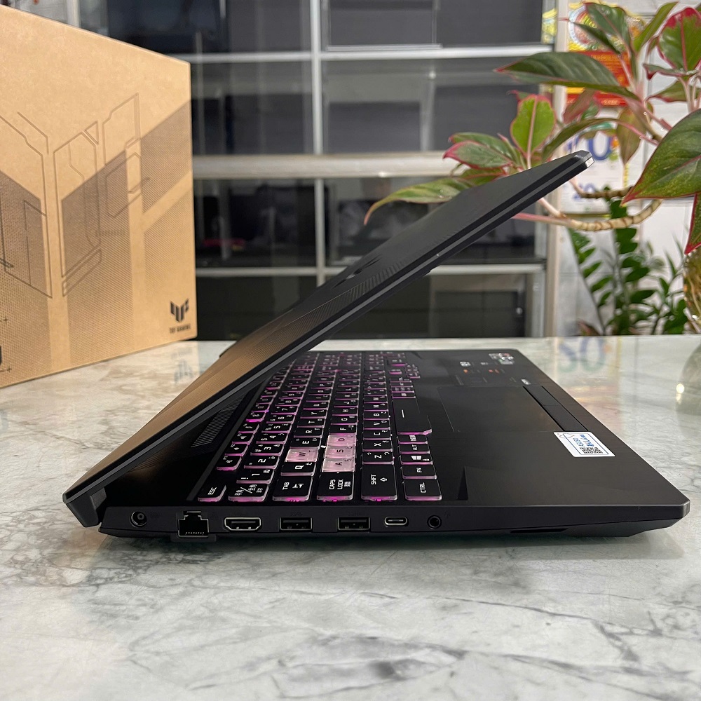 Asus TUF Gaming A15 FA506QM-HN005T RYZEN 7- 5800H RAM 16GB SSD 512GB RTX 3060 (6GB) MÀN HÌNH : 15.6 Inch IPS 144Hz