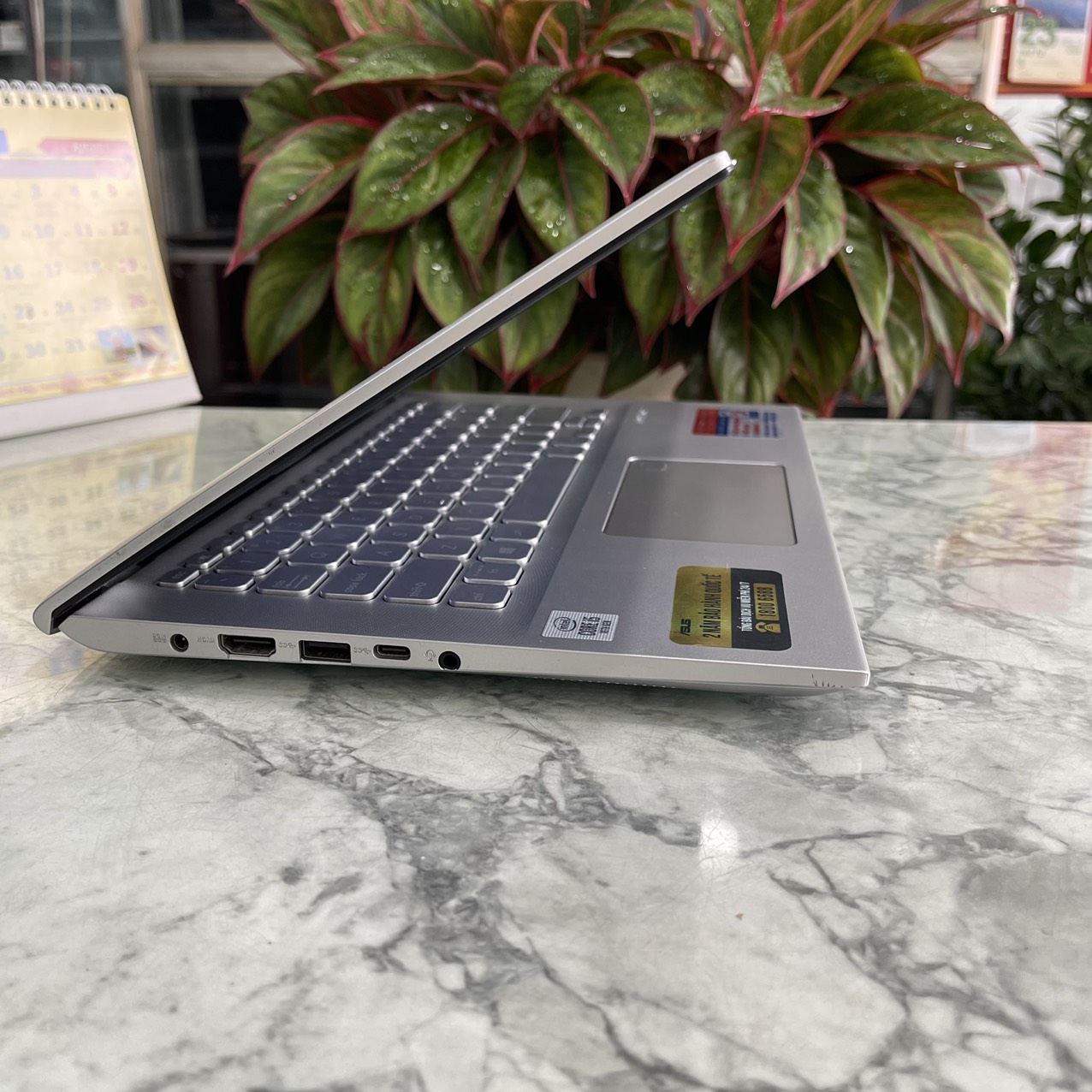 ASUS VivoBook 14 A412FA-A412FA Core I5-10210U Ram 8gb Ssd 512gb Màn Hình 14.0''Inch Fhd IPS