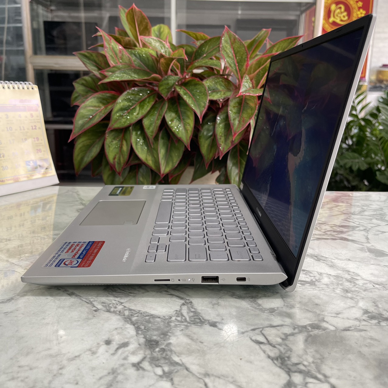 ASUS VivoBook 14 A412FA-A412FA Core I5-10210U Ram 8gb Ssd 512gb Màn Hình 14.0''Inch Fhd IPS