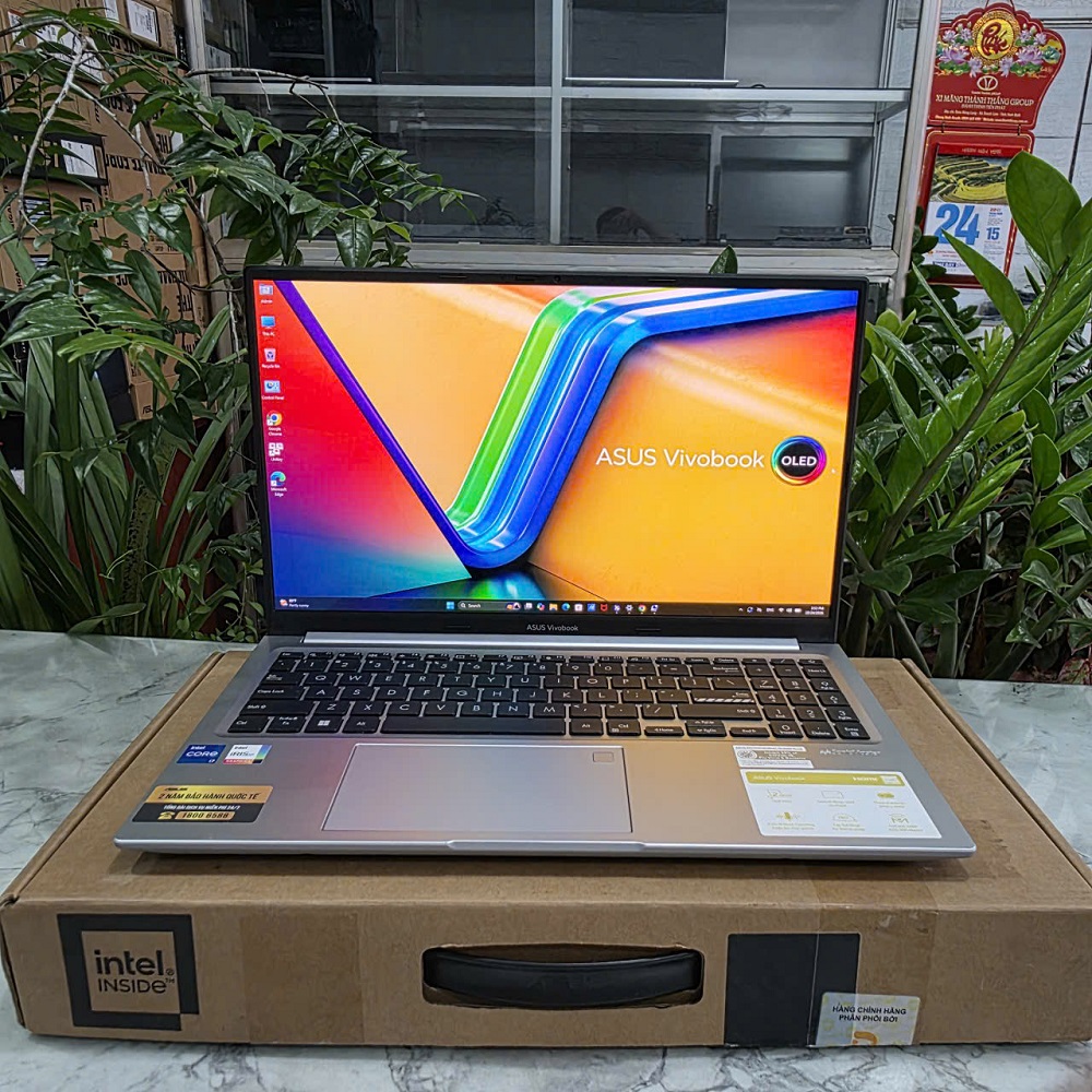 ASUS Vivobook 15 OLED A1505VA-MA492W CORE I7-13700H RAM 16GB SSD 512GB MÀN HÌNH : 15 INCH 3K OLED