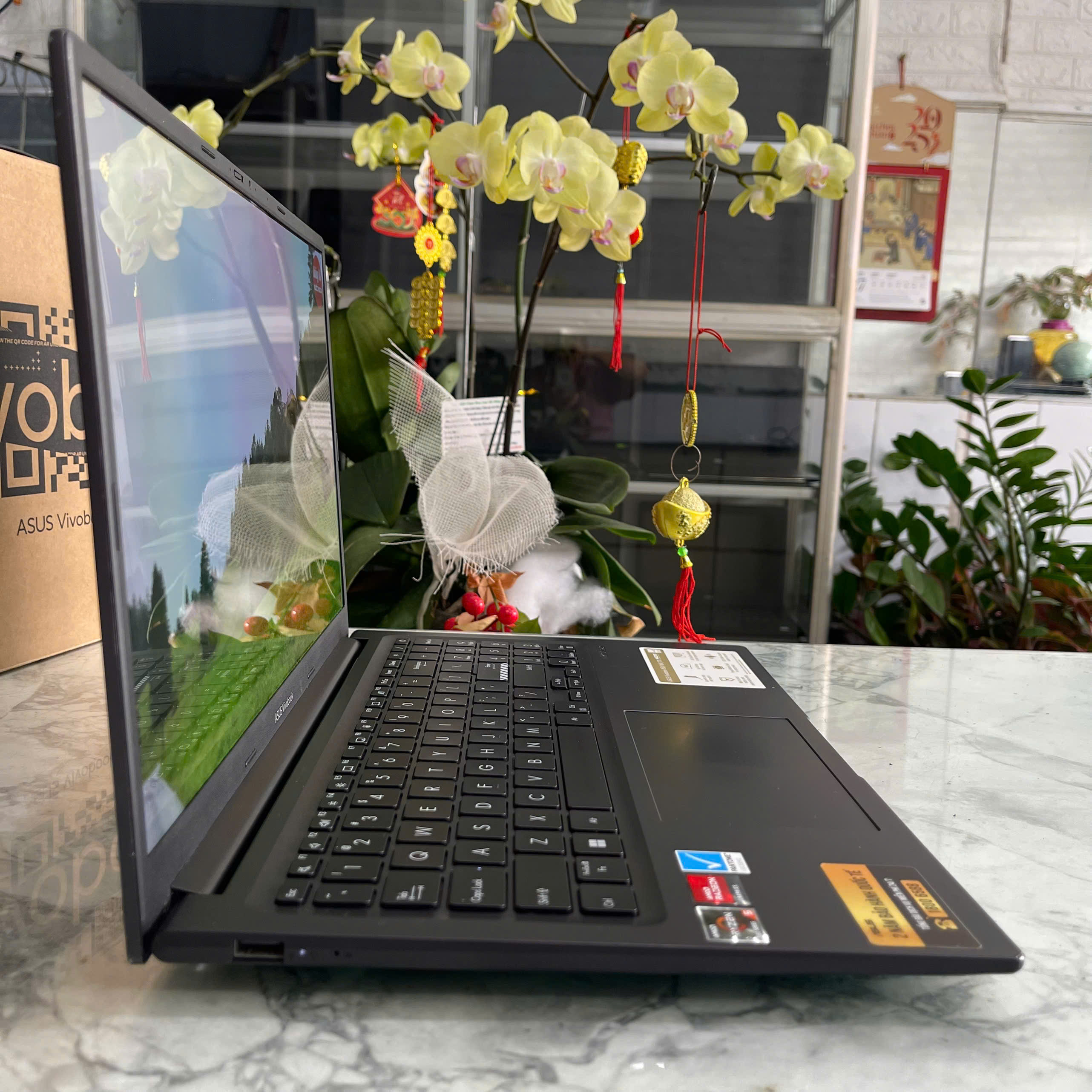 Asus Vivobook 15 OLED M3504YA Ryzen 5 - 7530U Ram 16GB Ssd 512GB Màn Hình : 15.6 inch Full HD OLED