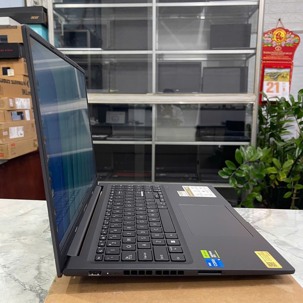 ASUS Vivobook 16X K3605VC CORE I5-13420H RAM 16GB SSD 512GB RTX™ 3050 4GB MÀN HÌNH : 16.0 WUXGA 144Hz