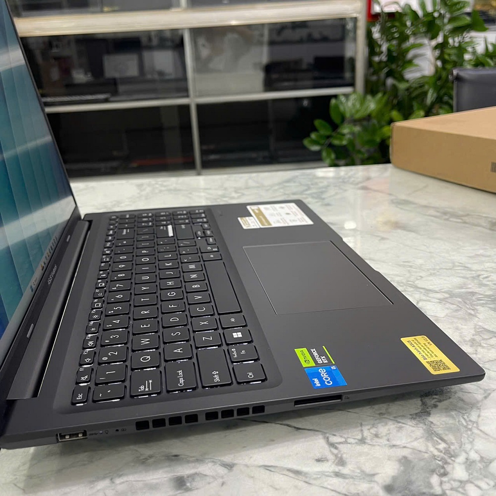ASUS Vivobook 16X K3605VC CORE I5-13420H RAM 16GB SSD 512GB RTX™ 3050 4GB MÀN HÌNH : 16.0 WUXGA 144Hz