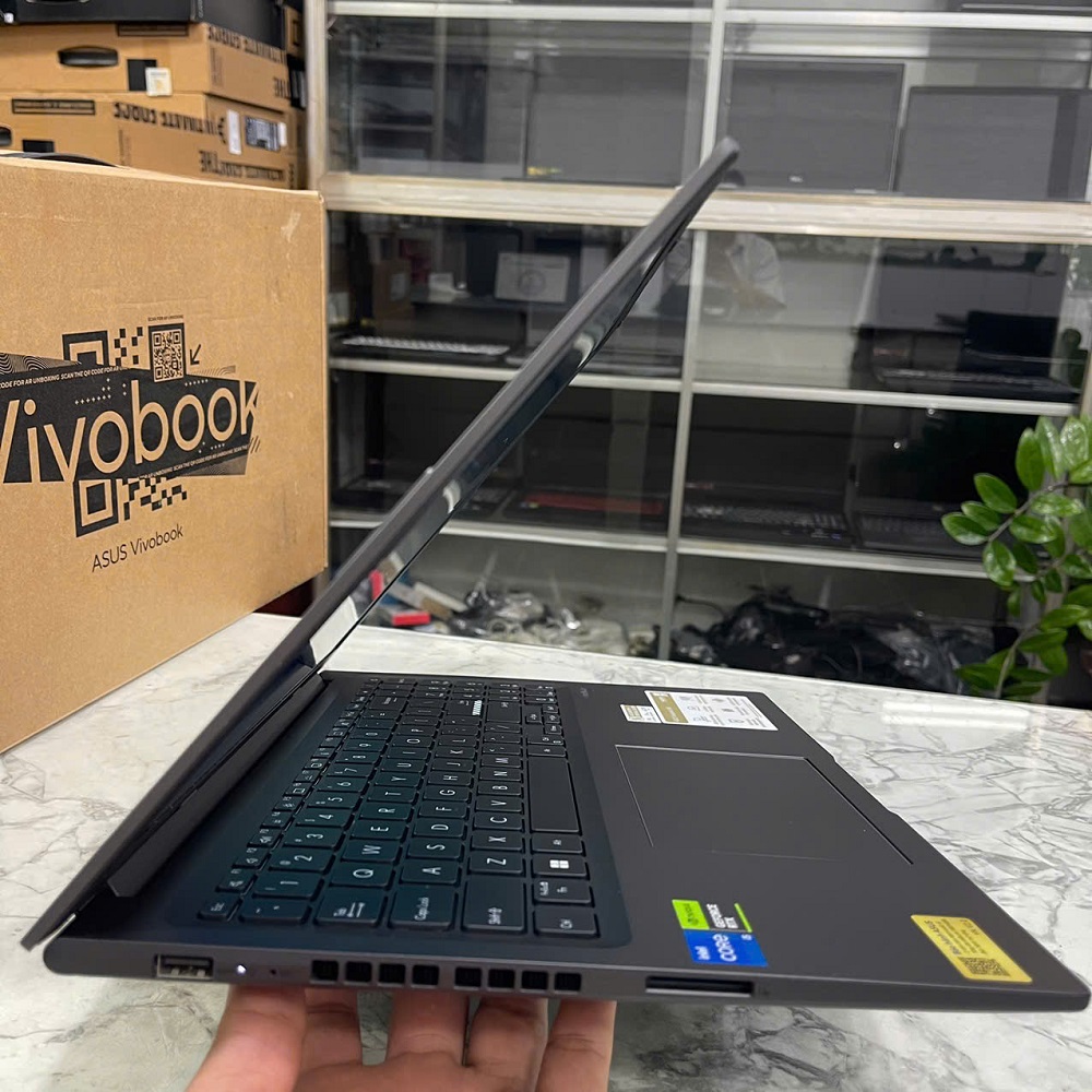 ASUS Vivobook 16X K3605VC CORE I5-13420H RAM 16GB SSD 512GB RTX™ 3050 4GB MÀN HÌNH : 16.0 WUXGA 144Hz