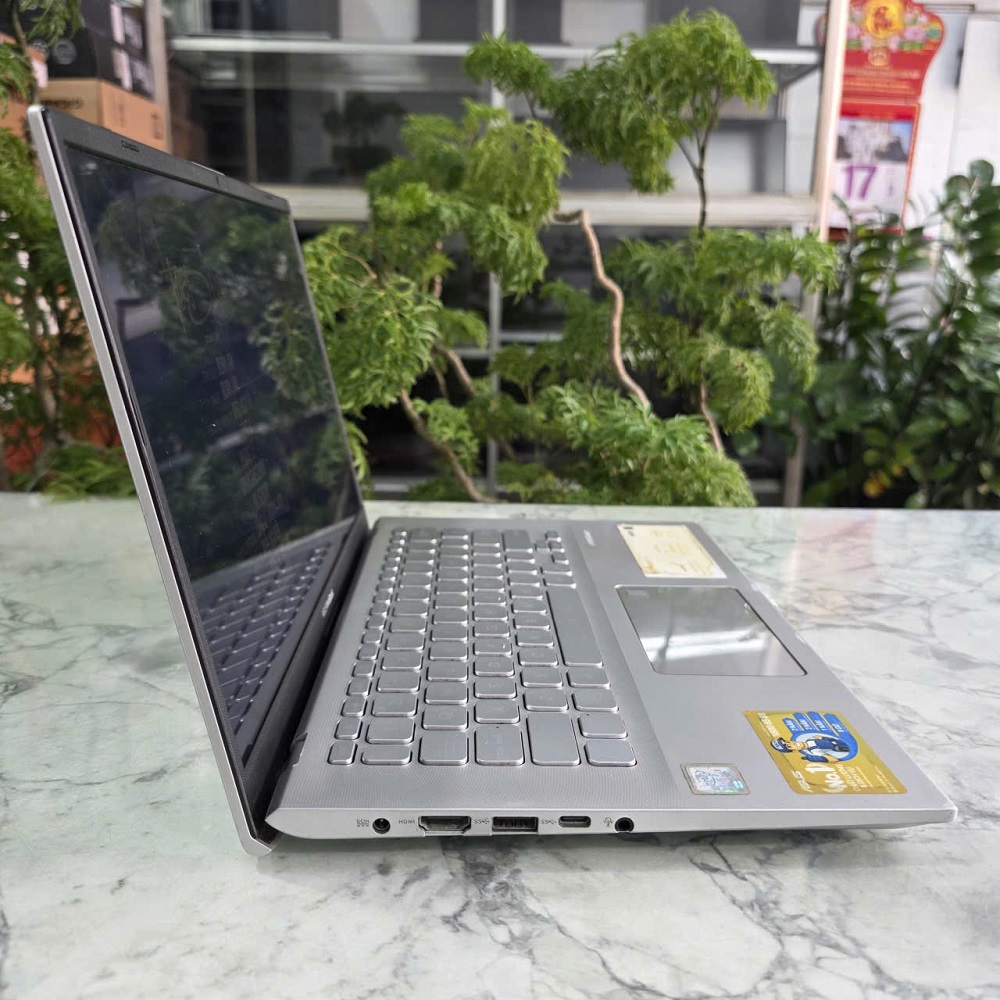 Asus X412FA CORE I3-8145U RAM 8GB SSD 128GB MÀN HÌNH : 14 FHD