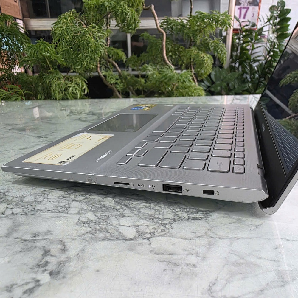 Asus X412FA CORE I3-8145U RAM 8GB SSD 128GB MÀN HÌNH : 14 FHD
