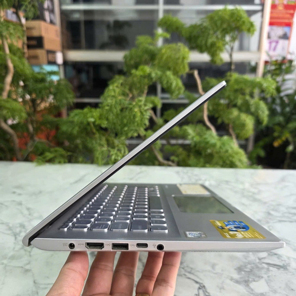 Asus X412FA CORE I3-8145U RAM 8GB SSD 128GB MÀN HÌNH : 14 FHD