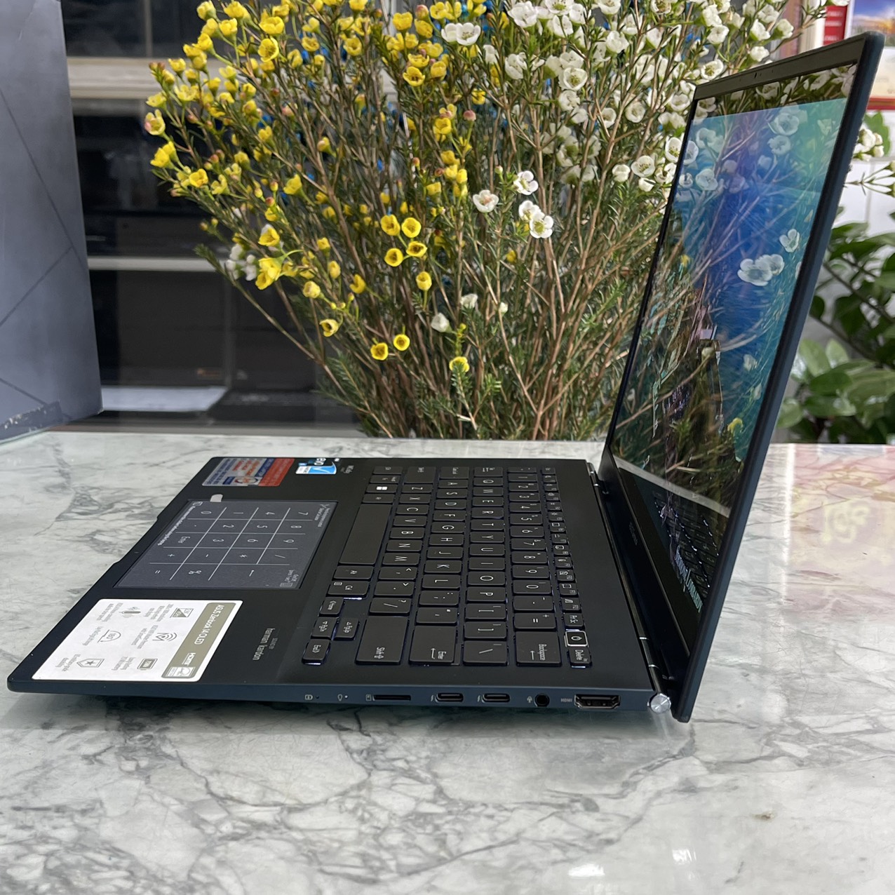 Asus Zenbook 14 Q409ZA (MÁY NEW OPEN BOX -BẢO HÀNH HÃNG) Core I5-1240P Ram 8gb Ssd 256gb Màn Hình 14.0 Inch OLED 2.8K