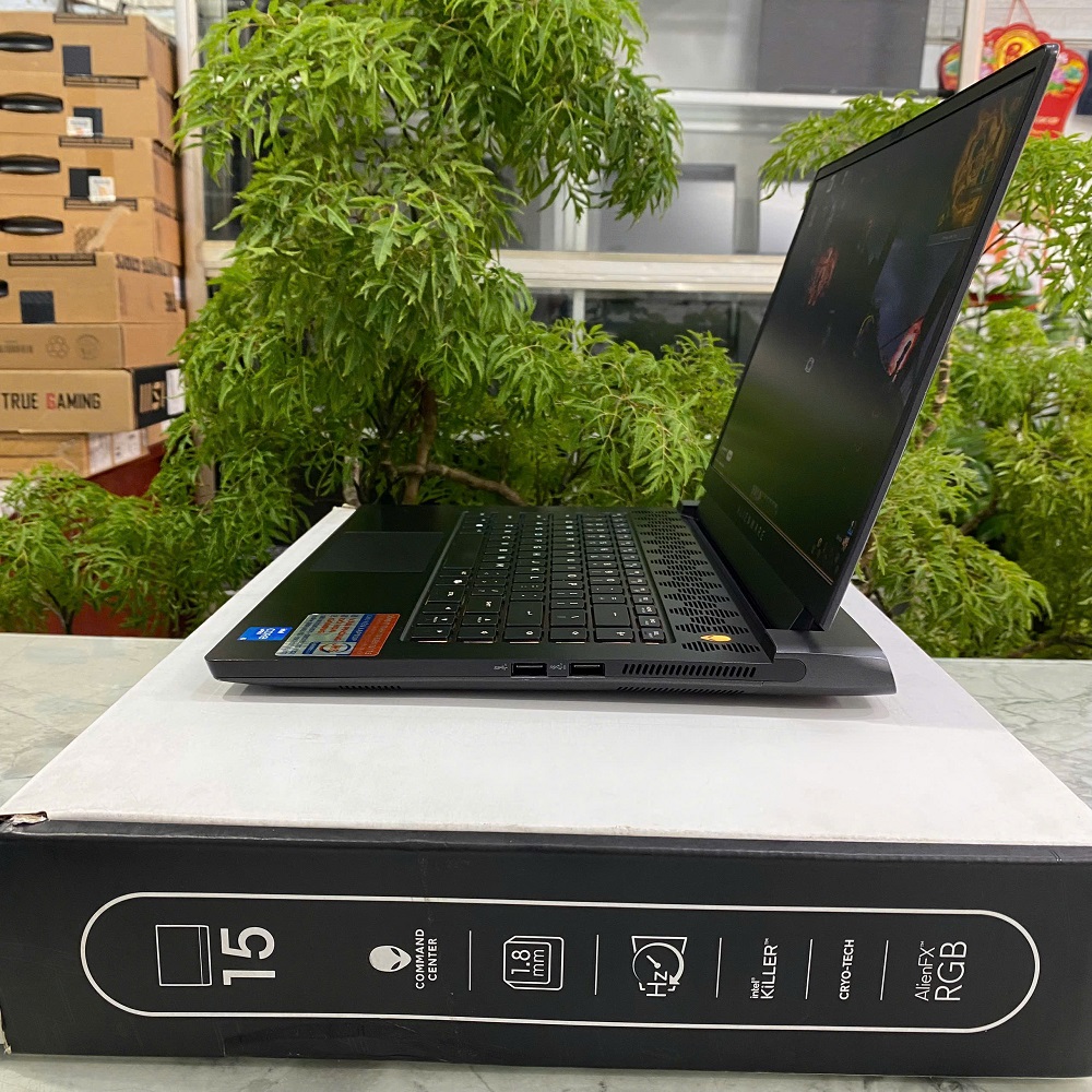 DELL ALIENWARE m15 R6 Core I5-11400H RAM 16GB SSD 512G RTX 3060 MÀN HÌNH 15.6 inch FHD 165Hz