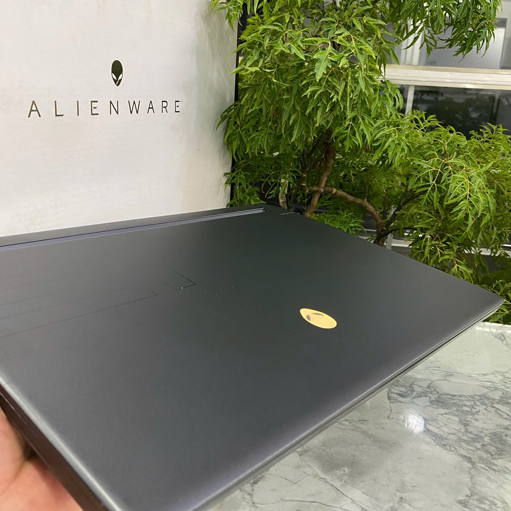 DELL ALIENWARE m15 R6 Core I5-11400H RAM 16GB SSD 512G RTX 3060 MÀN HÌNH 15.6 inch FHD 165Hz
