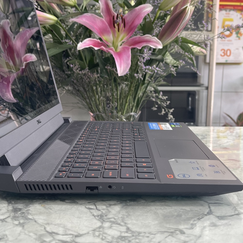 Gaming - Đồ Họa DELL G15 5511 CORE I5-11400H RAM 8GB SSD 256GB VGA RTX 3050 4GB MÀN HÌNH : 15.6 Inch Fhd IPS 