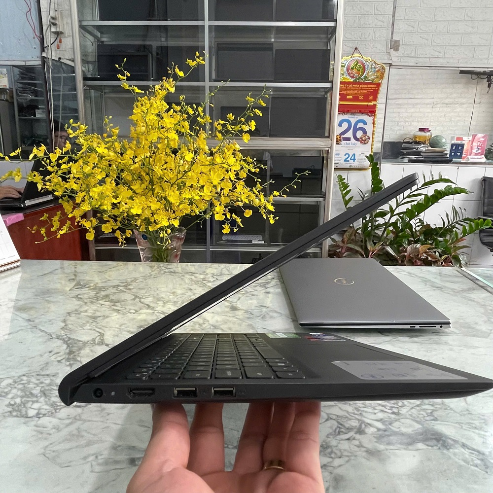 Dell Inspiron 15 3520 Core I5-1235U RAM 8GB SSD 512GB Màn Hình 15.6 Inch FHD IPS 