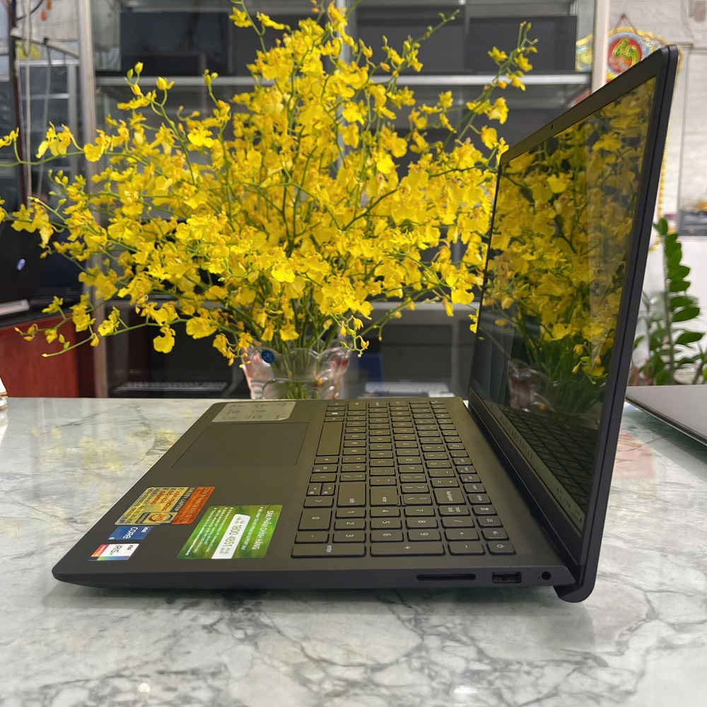 Dell Inspiron 15 3520 Core I5-1235U RAM 8GB SSD 512GB Màn Hình 15.6 Inch FHD IPS 
