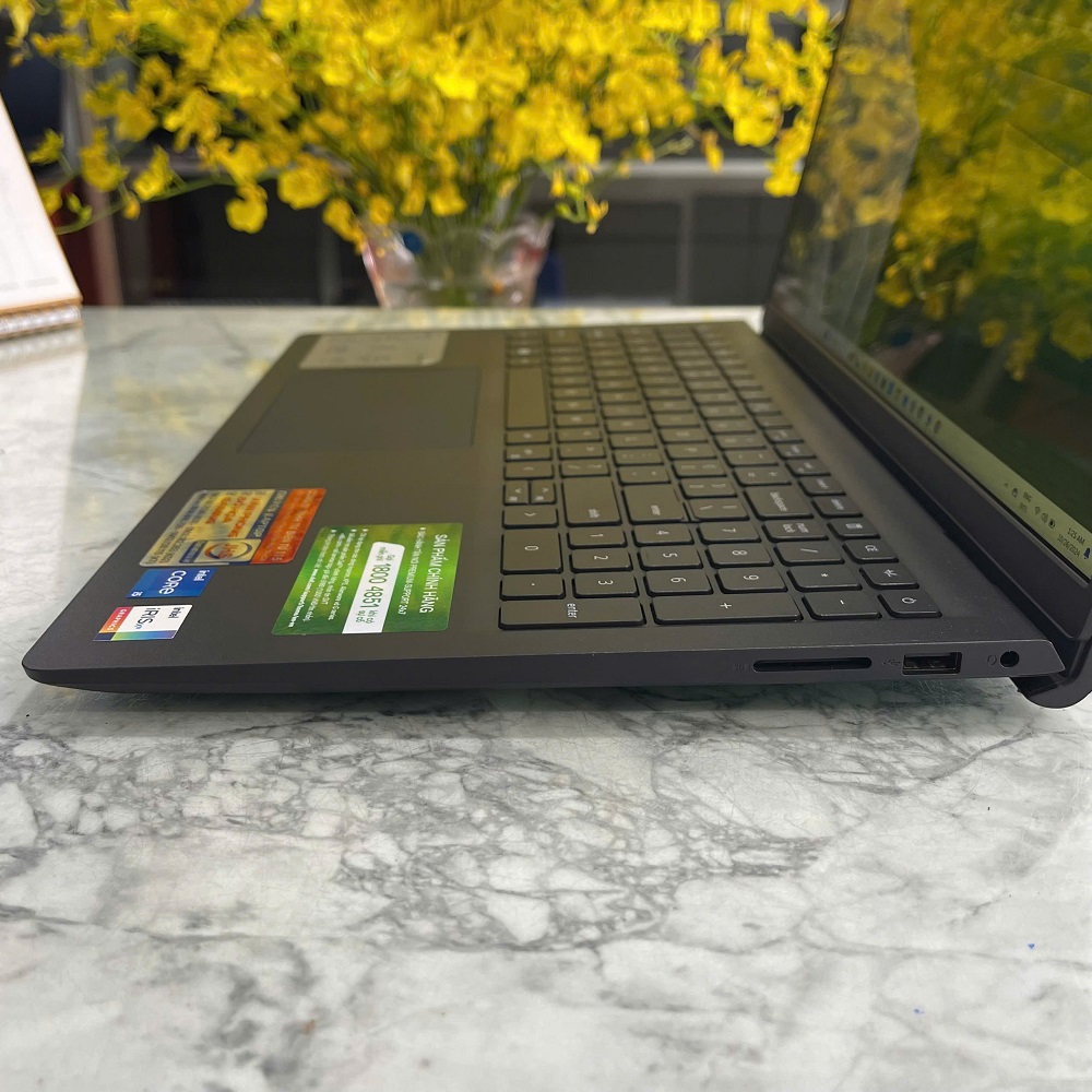 Dell Inspiron 15 3520 Core I5-1235U RAM 8GB SSD 512GB Màn Hình 15.6 Inch FHD IPS 