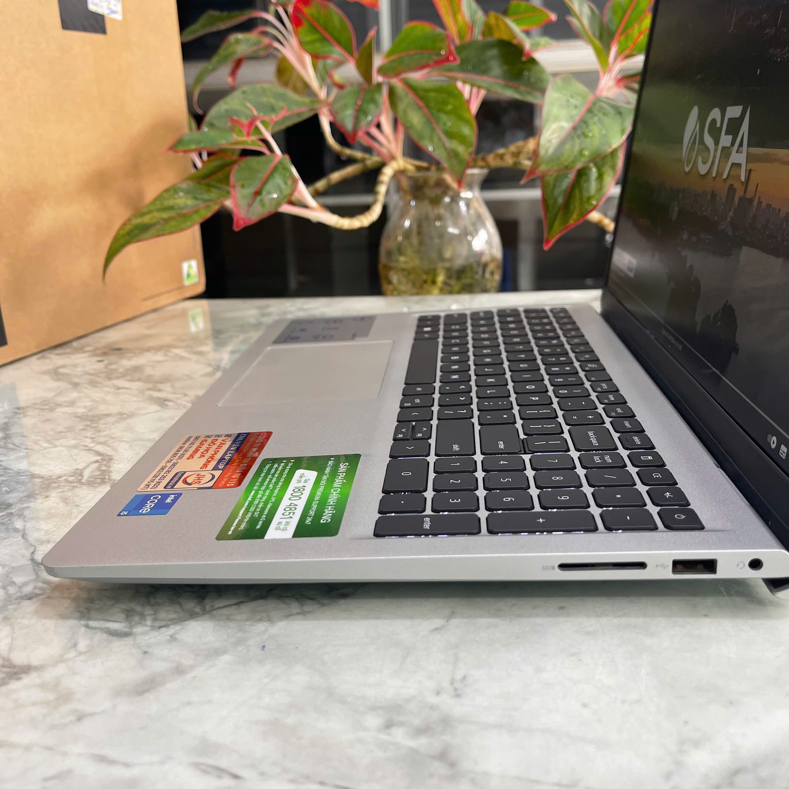 Dell Inspiron 15 3530 (Máy LikeNew-BẢO HÀNH HÃNG) Core I5-1334U Ram 8Gb Ssd 512Gb Màn Hình 15.6 Inch Fhd IPS