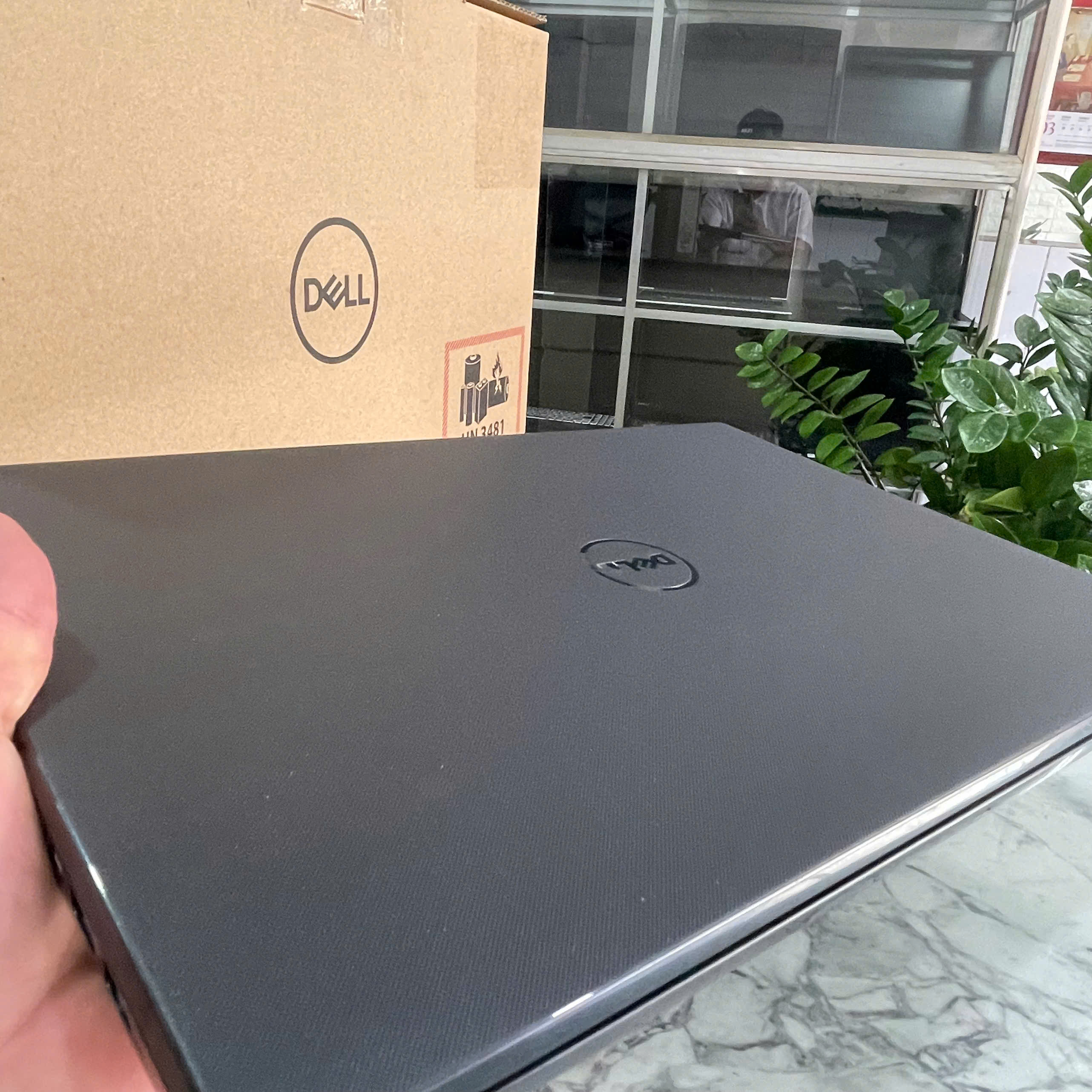 Dell Inspiron 15-3567 Core I5-7200U Ram 8GB Ssd 256GB Màn Hình 15.6″Inch HD