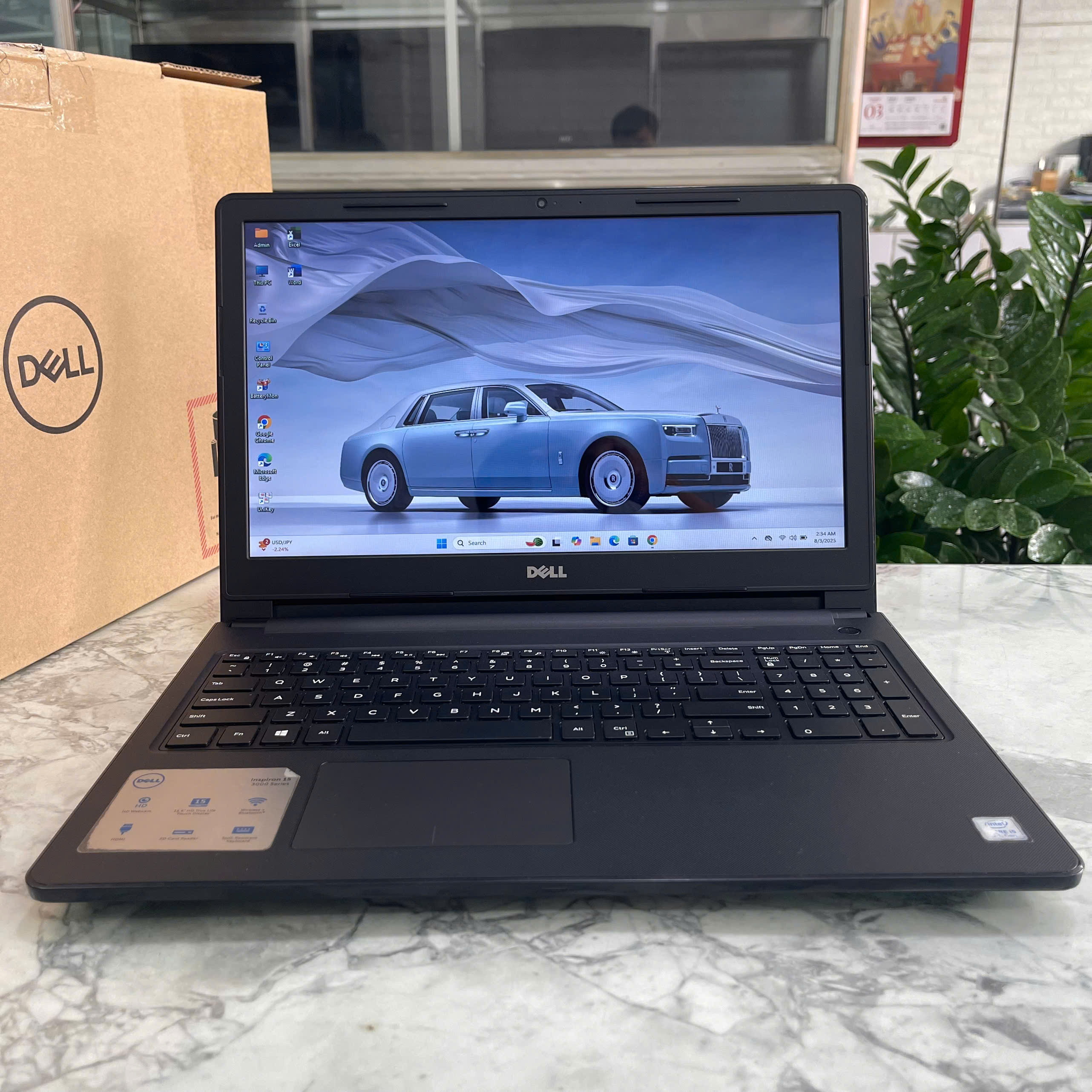 Dell Inspiron 15-3567 Core I5-7200U Ram 8GB Ssd 256GB Màn Hình 15.6″Inch HD