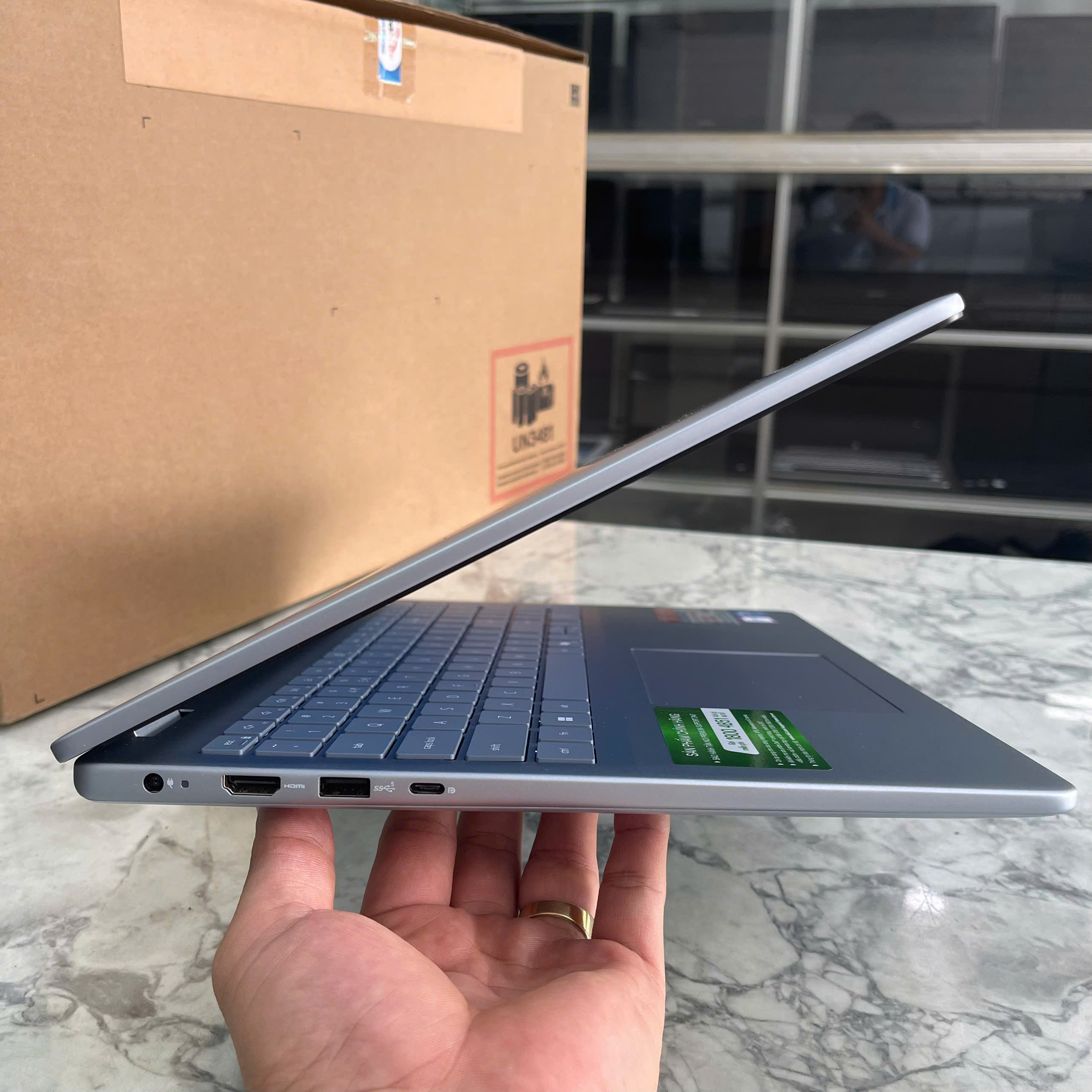 Dell Inspiron 16 5640 (Fullbox-Bảo Hành Hãng) Core 7 150U Ram 16GB Ssd 1.000GB Màn hình : 16 Inch FHD+