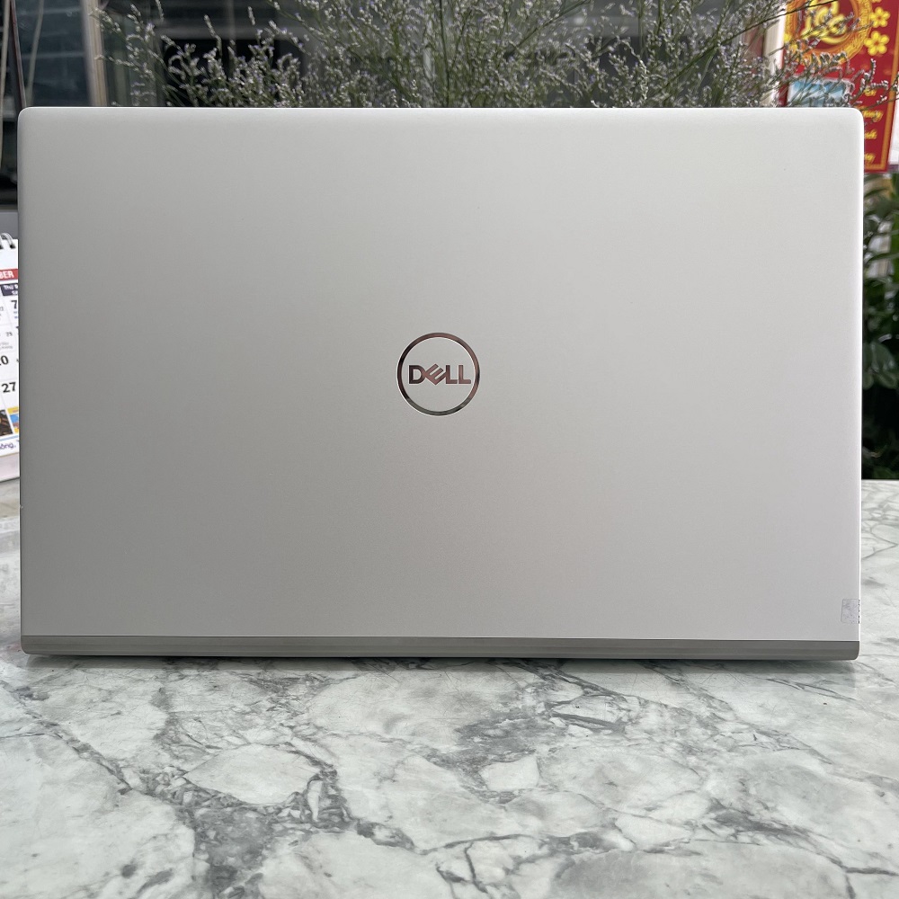 Dell Inspiron 5502 CORE I5-1135G7 RAM 8GB SSD 512GB Card MX330 2GB MÀN HÌNH : 15.6'' Fhd IPS