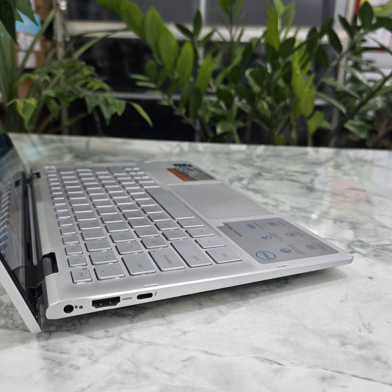 DELL Inspiron 7306 2 in 1 CORE I5-1135G7 SSD 512GB RAM 8GB MÀN HÌNH : 13.3INCH IPS Touch XOAY GẬP 360% 