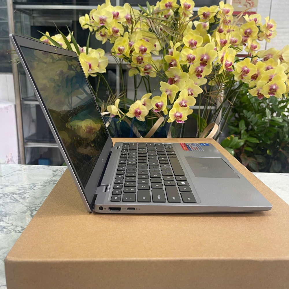 Dell Latitude 3330 CORE I5-1155G7 RAM 8GB SSD 256GB MÀN HÌNH : 13.3 Inch FHD IPS