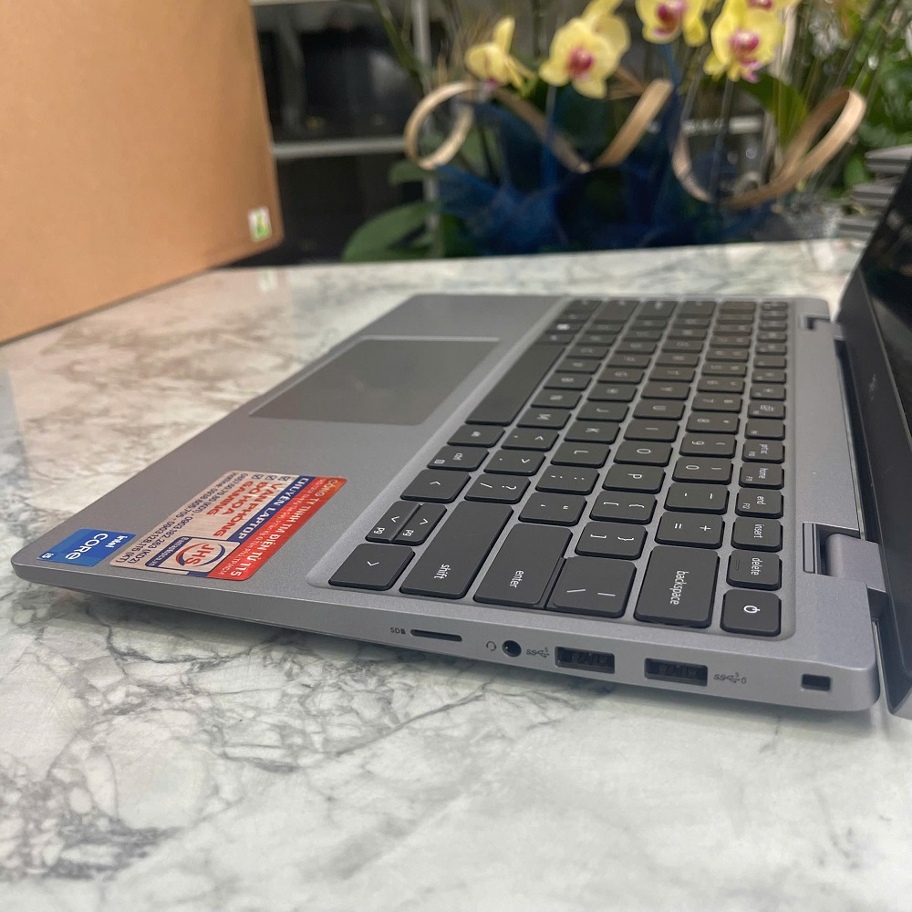 Dell Latitude 3330 CORE I5-1155G7 RAM 8GB SSD 256GB MÀN HÌNH : 13.3 Inch FHD IPS