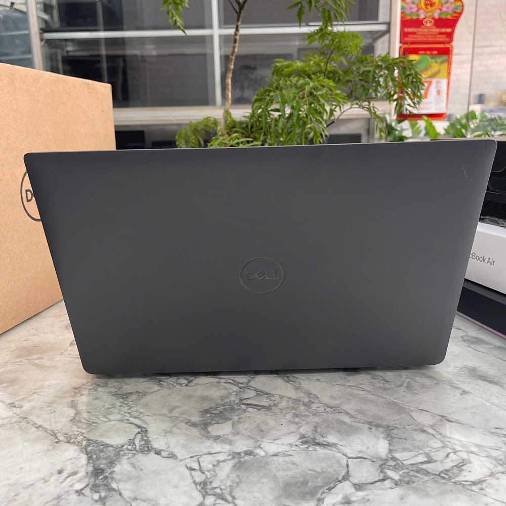 Dell Latitude 3540 CORE I5 - 1335U RAM 16GB SSD 256GB MÀN HÌNH : 15.6 Inch FHD IPS