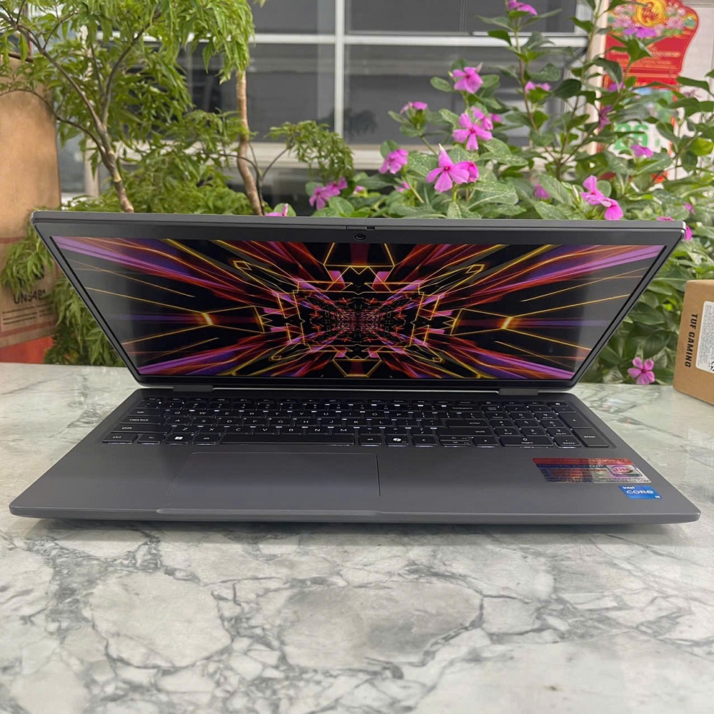 Dell Latitude 3550 CORE I5-1335U RAM 16GB SSD 256GB MÀN HÌNH : 15.6 Inch FHD IPS