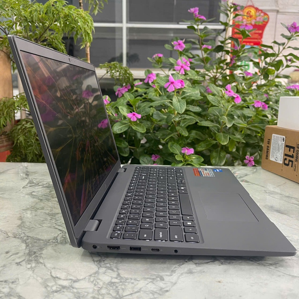 Dell Latitude 3550 CORE I5-1335U RAM 16GB SSD 256GB MÀN HÌNH : 15.6 Inch FHD IPS