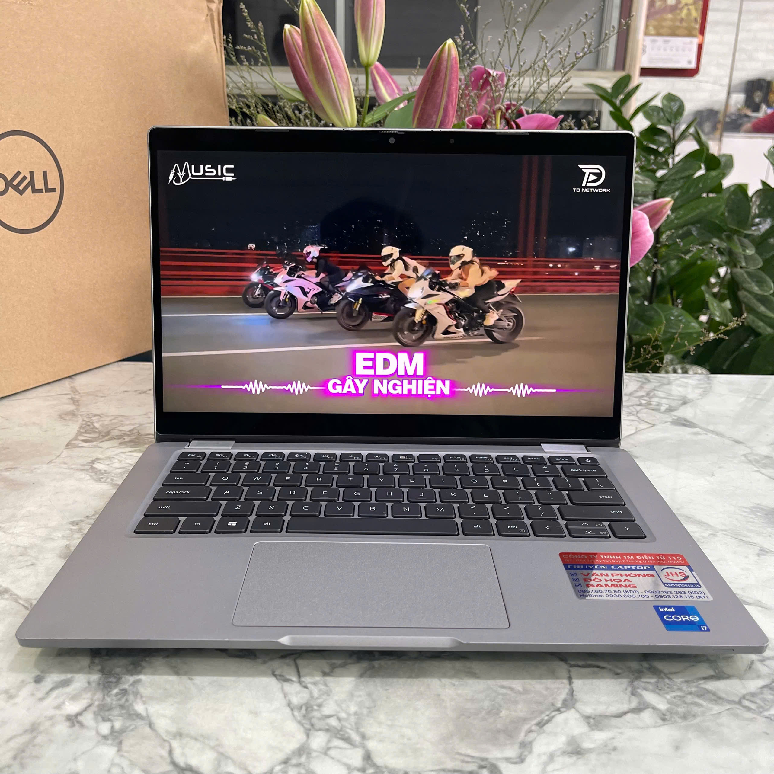 Dell Latitude 5320  2In1 Core I7 - 1185G7 Ram 16gb Ssd  256gb  Màn Hình : 13.3 Inch FullHD Touch Xoay Gập 360 độ