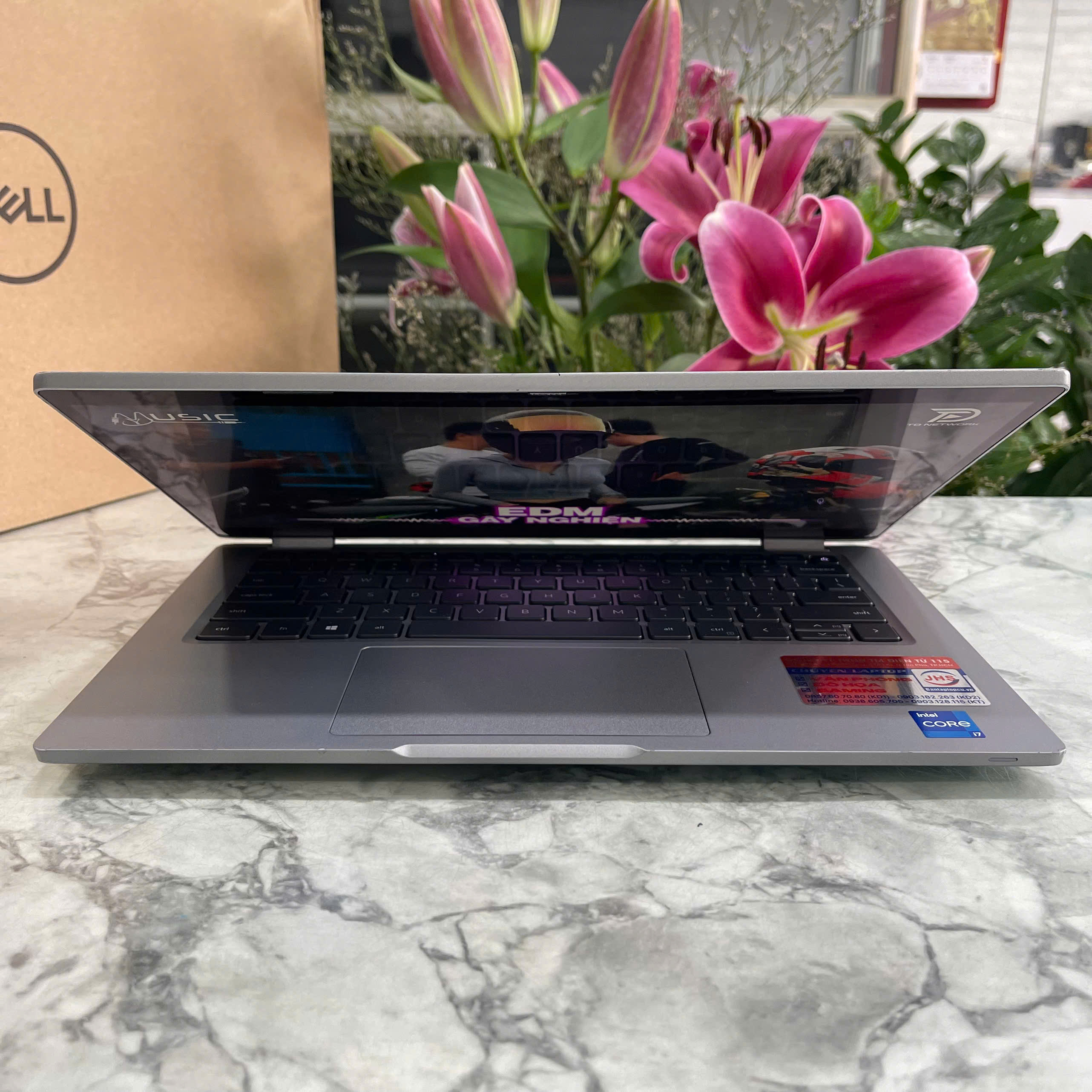 Dell Latitude 5320  2In1 Core I7 - 1185G7 Ram 16gb Ssd  256gb  Màn Hình : 13.3 Inch FullHD Touch Xoay Gập 360 độ