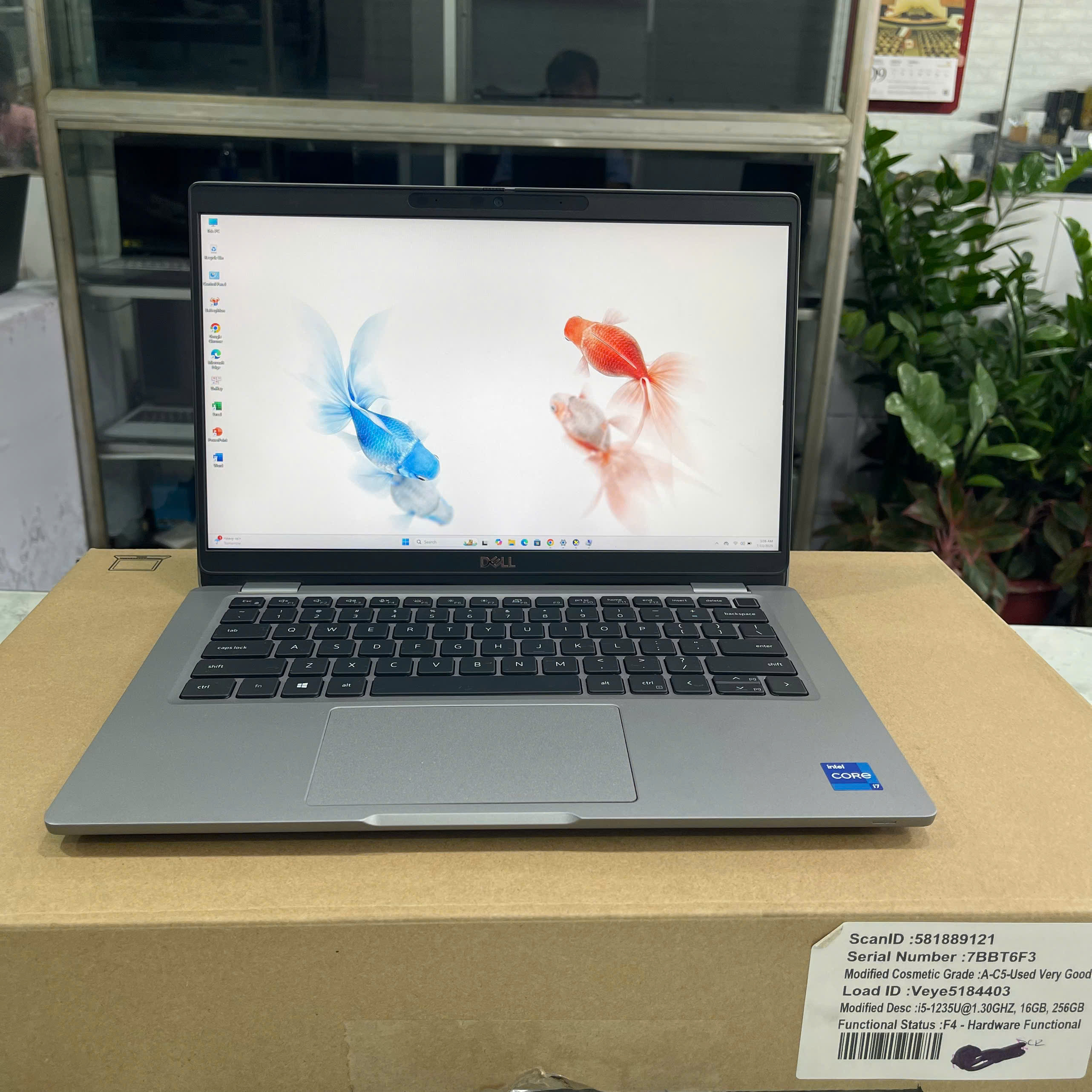 Dell Latitude 5320 Core I7-1185G7 Ram 16GB Ssd 256GB Màn Hình : 13.3″Fhd IPS