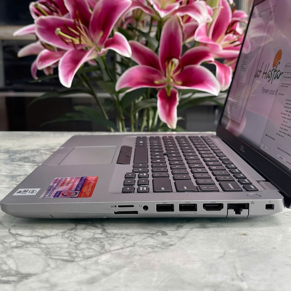Dell Latitude 5411 CORE I7 -10850H RAM 8GB SSD 256GB Geforce MX250 MÀN HÌNH : 14 Inch FHD IPS