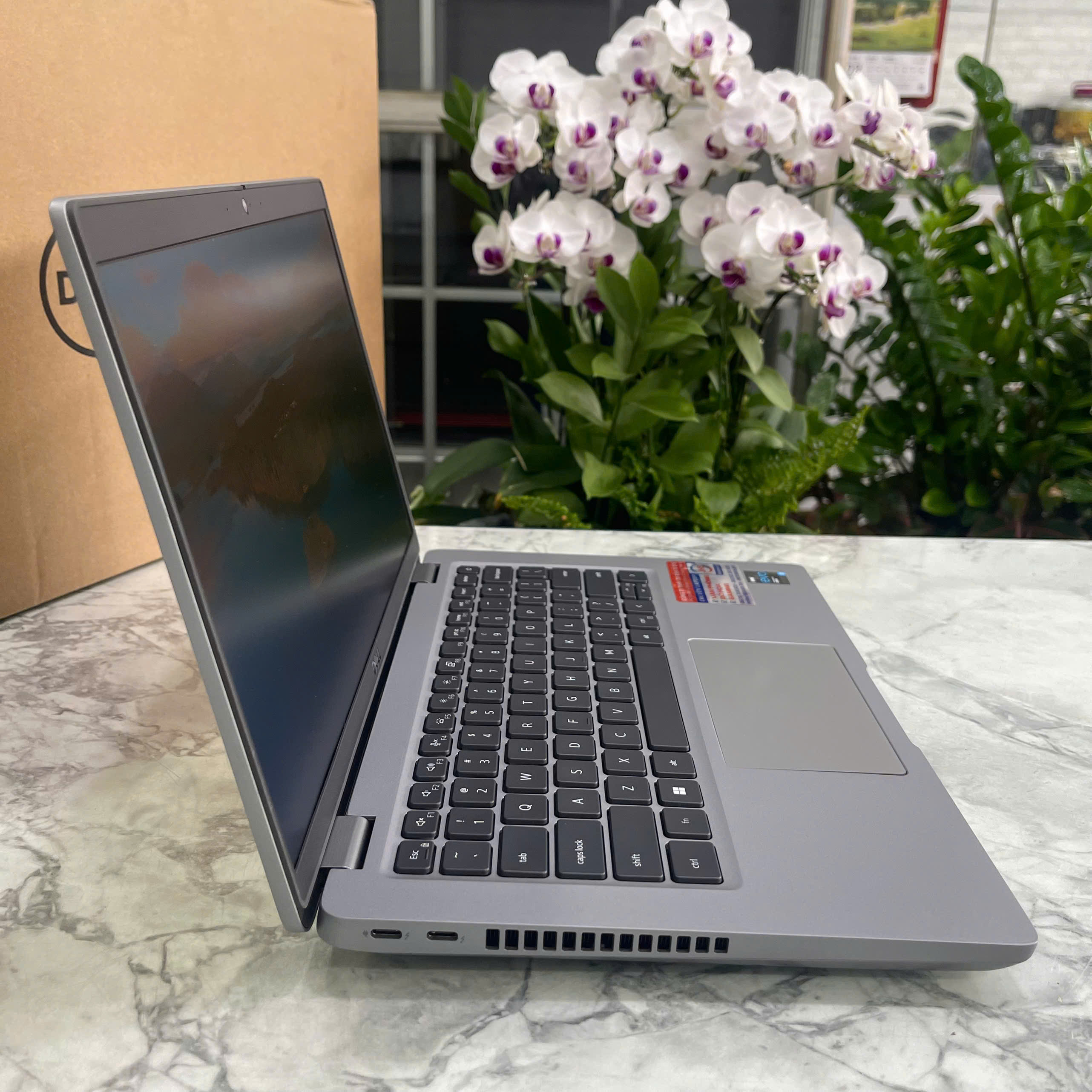 Dell Latitude 5421 Core I5-11500H RAM 16GB SSD 256GB MÀN HÌNH : 14.0 Inch FHD IPS 