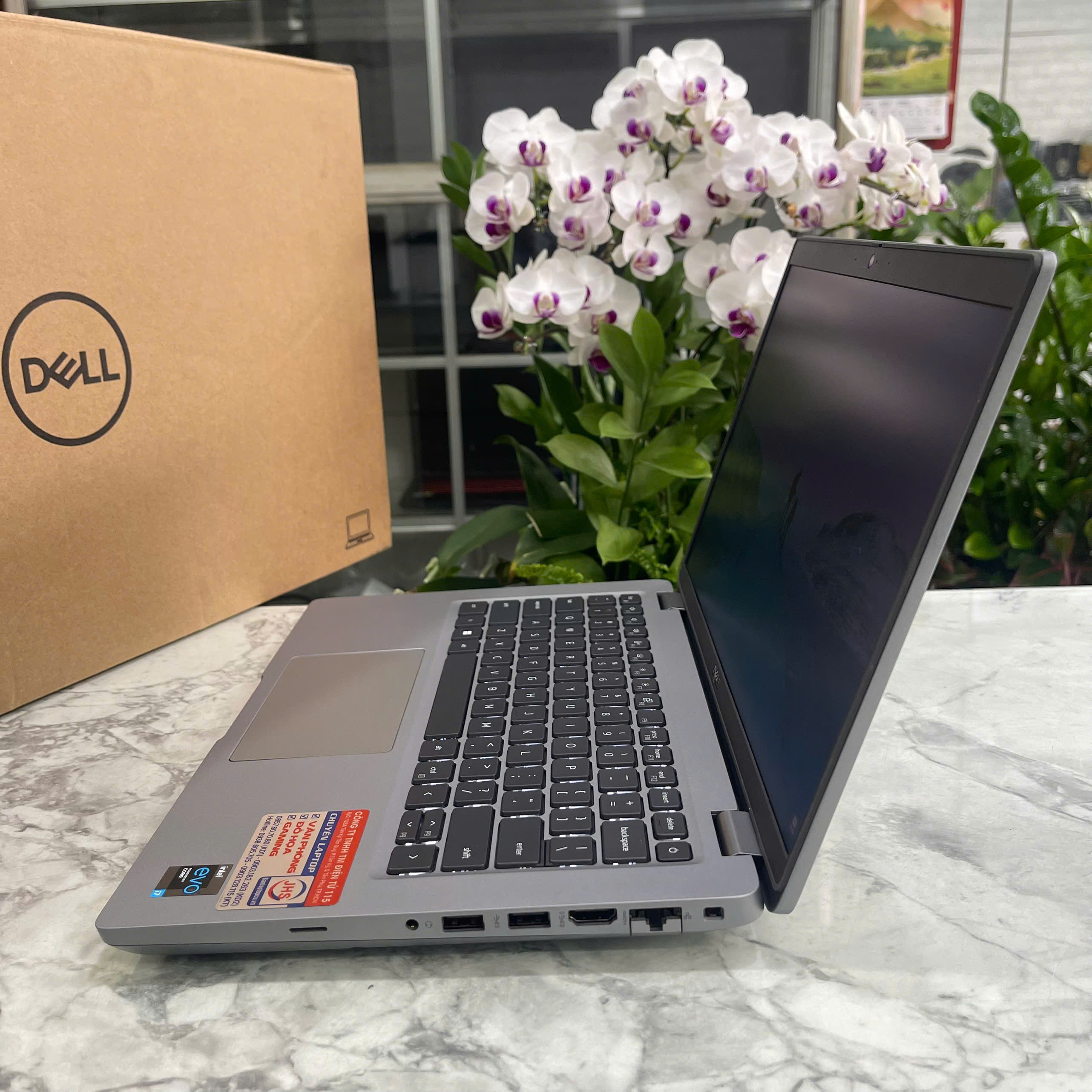 Dell Latitude 5421 Core I5-11500H RAM 16GB SSD 256GB MÀN HÌNH : 14.0 Inch FHD IPS 