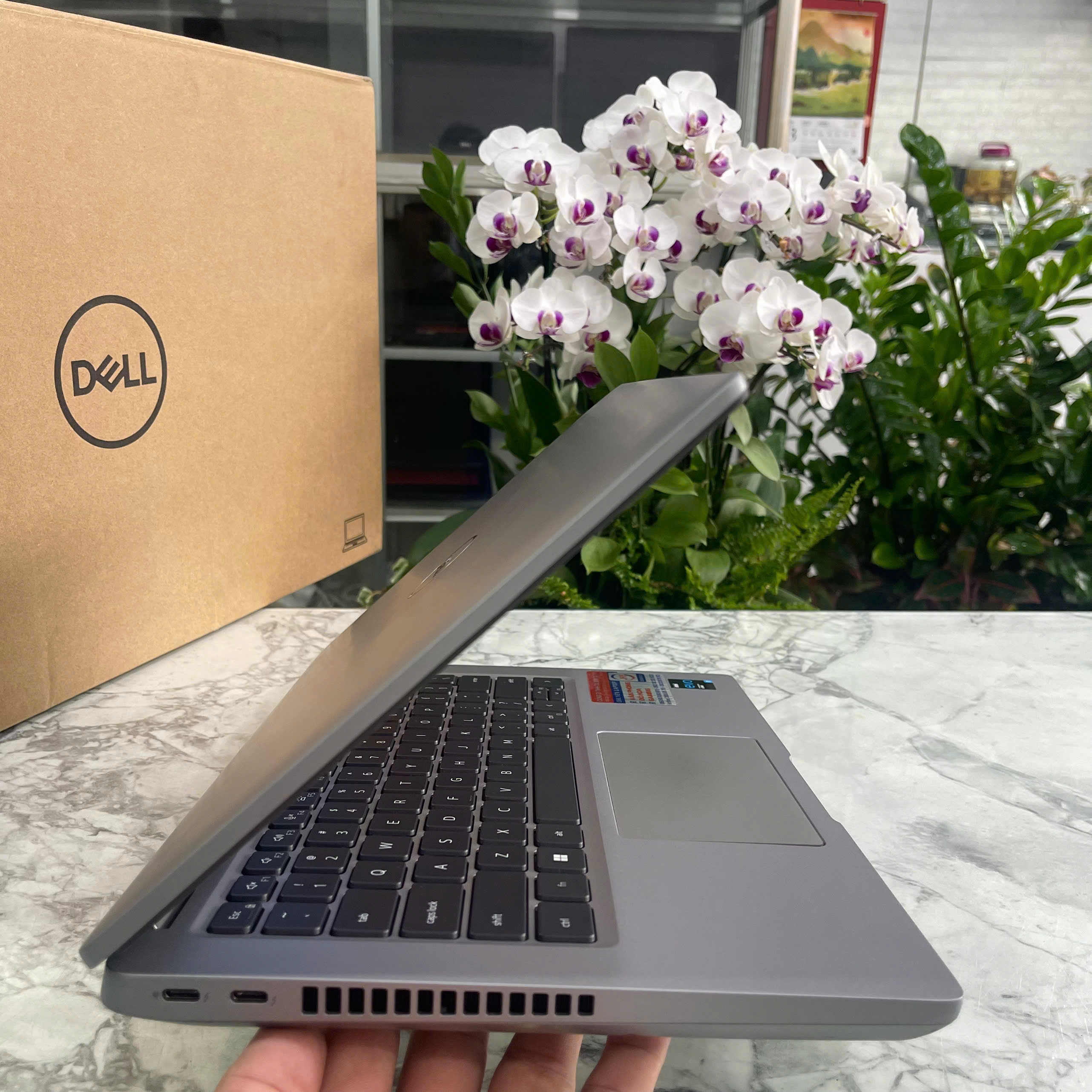 Dell Latitude 5421 Core I5-11500H RAM 16GB SSD 256GB MÀN HÌNH : 14.0 Inch FHD IPS 