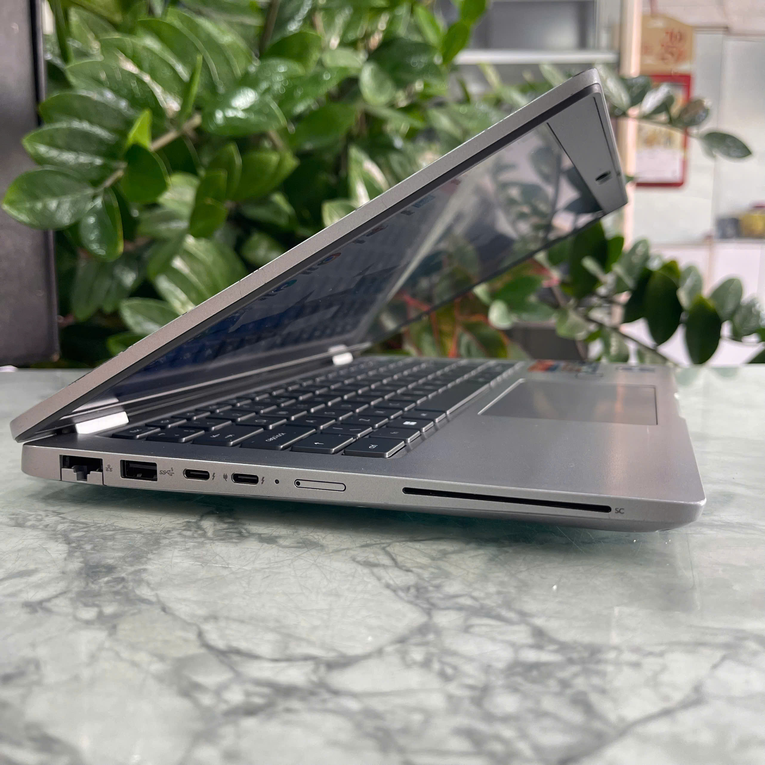 Dell Latitude 5440 Core I5-1345U Ram 16GB Ssd 512GB Màn Hình : 14 Inch FullHD IPS