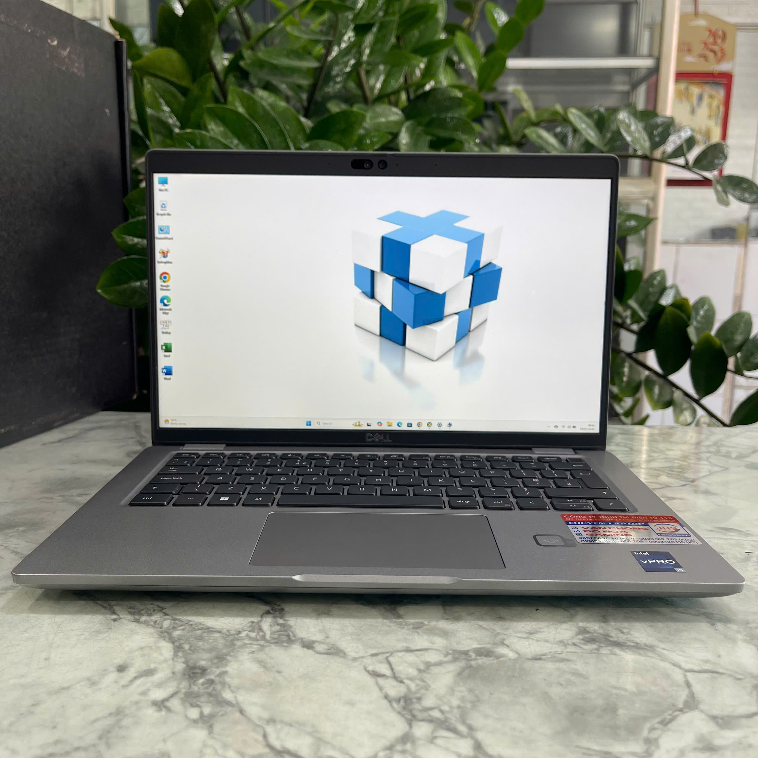 Dell Latitude 5440 Core I5-1345U Ram 16GB Ssd 512GB Màn Hình : 14 Inch FullHD IPS