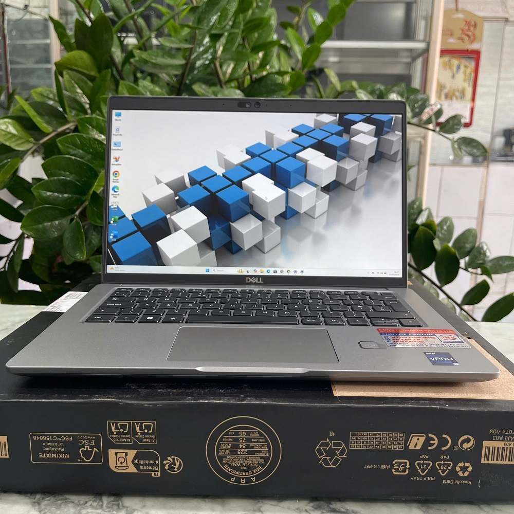 Dell Latitude 5440 CORE I7-1365U RAM 16GB SSD 256GB MÀN HÌNH : 14 Inch FullHD IPS