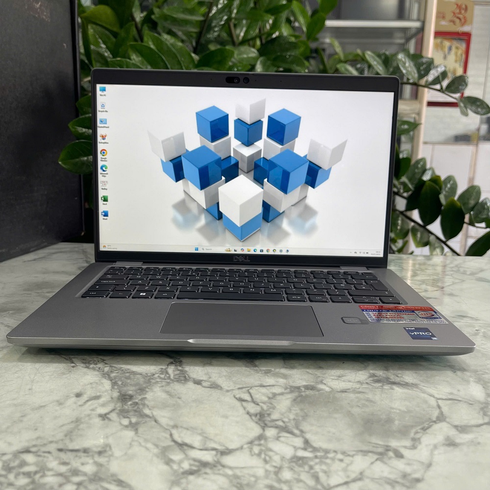 Dell Latitude 5440 CORE I7-1365U RAM 16GB SSD 256GB MÀN HÌNH : 14 Inch FullHD IPS