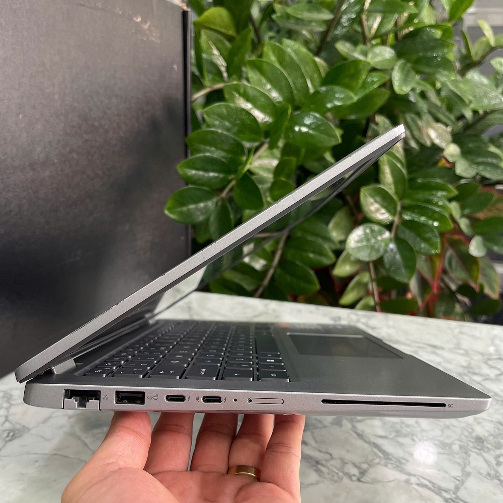 Dell Latitude 5440 CORE I7-1365U RAM 16GB SSD 256GB MÀN HÌNH : 14 Inch FullHD IPS