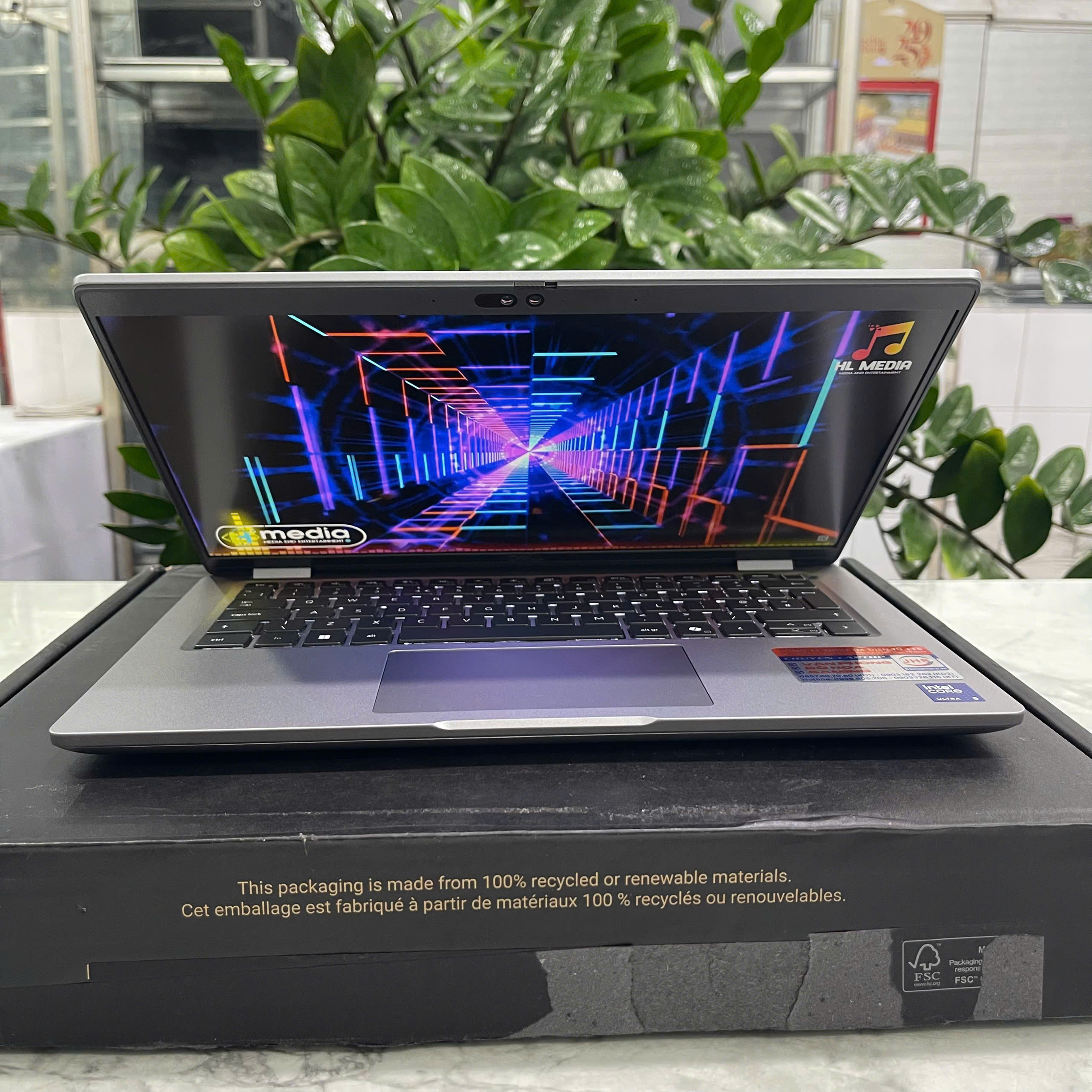 Dell Latitude 5450 (Máy LikeNew-Full Box) Core Ultra 5 125U RAM 16GB SSD 512GB Màn Hình : 14 Inch FullHD