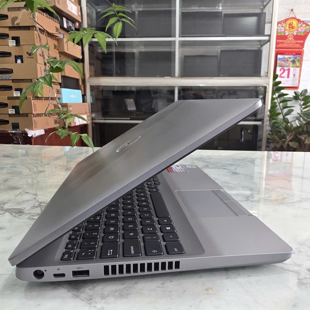 DELL LATITUDE 5510 CORE I5-10310U RAM 8GB SSD 512GB MÀN HÌNH : 15.6''Inch FHD IPS