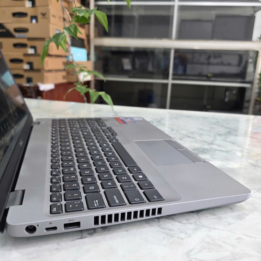 DELL LATITUDE 5510 CORE I5-10310U RAM 8GB SSD 512GB MÀN HÌNH : 15.6''Inch FHD IPS